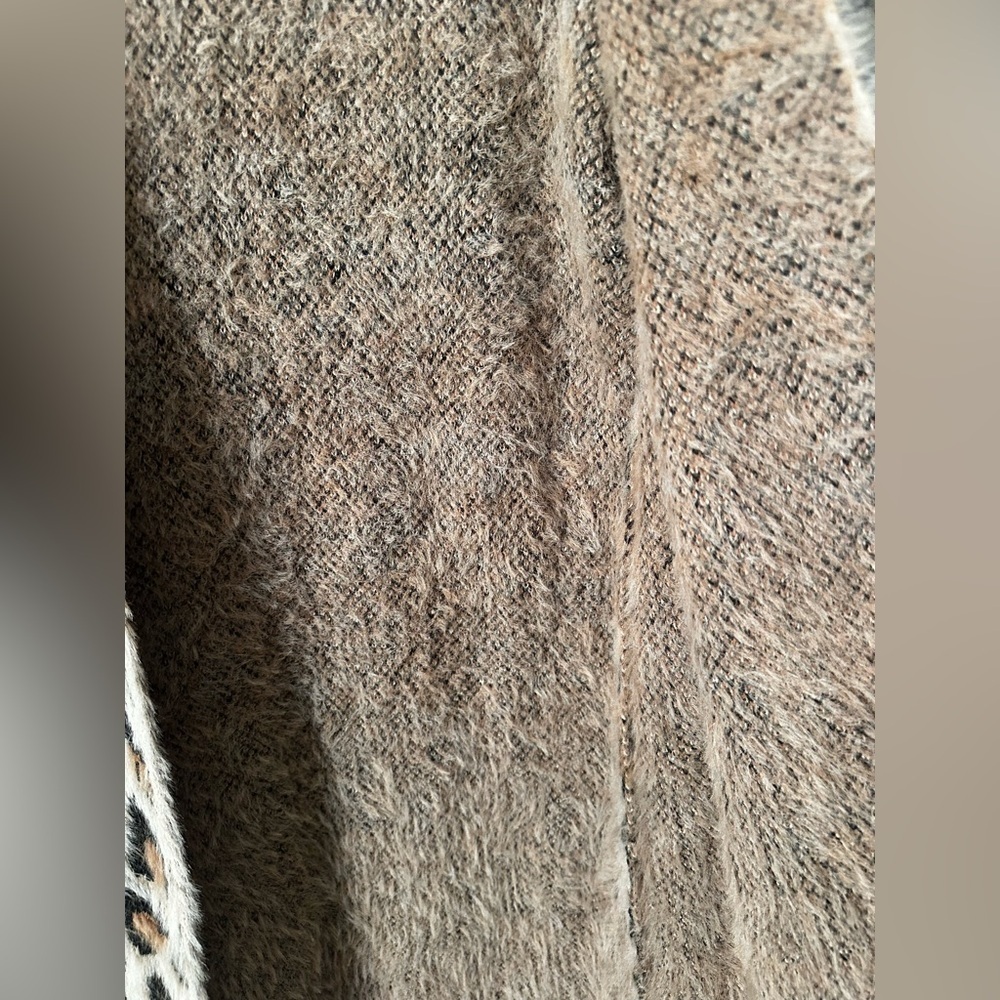 BLANKNYC Leopard Duster XS from REVOLVE Brown Tan Beige Sleeve Cuffs Fuzzy Cardi - Picture 5 of 13